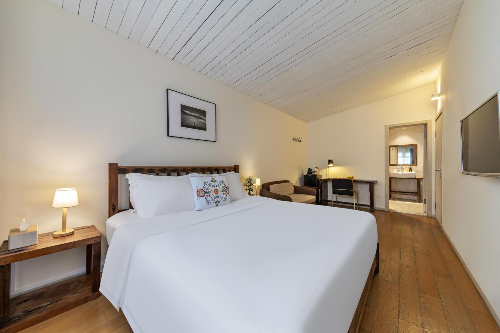 Shenzhen No'6 Garden Villa --French Window With Garden View,Close To Sea World &Shekou Ferry Port &K11 Ecoast &Subway Nearby ,Offer Western Food And Coffee &English Speaking With Tour Services Exterior photo